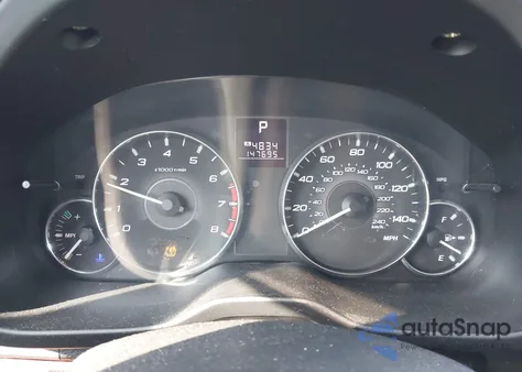 2011 Subaru Legacy 2.5I Limited из США, поврежденный, VIN 4S3BMBJ62B3255570